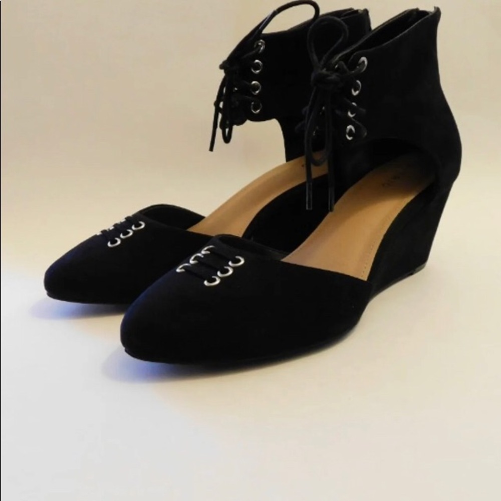 Torrid wedges